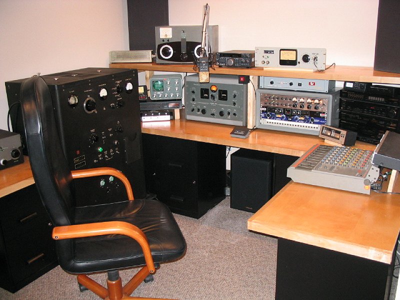 BC-610 Transmitter