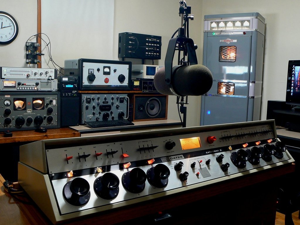 W2NBC Radio
